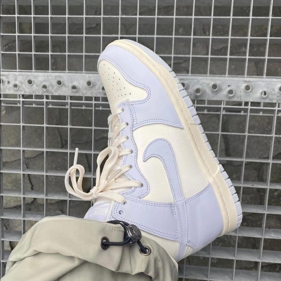 Air jordan mid - Picture 2 of 2